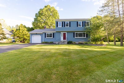 /international/us/15-kennedy-road-windsor-ct-110108394893/