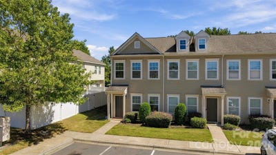 /international/us/13598-calloway-glen-drive-charlotte-nc-110120005641/