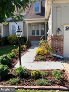 /international/us/6912-birkenhead-place-gainesville-va-110120058424/