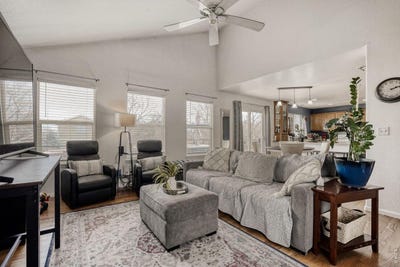 /international/us/4228-e-94th-pl-thornton-co-110108032597/
