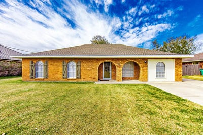 /international/us/818-oak-lane-thibodaux-la-110105275238/