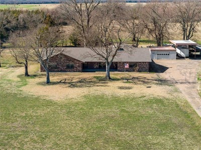 /international/us/735-state-highway-37-n-clarksville-tx-110097604136/