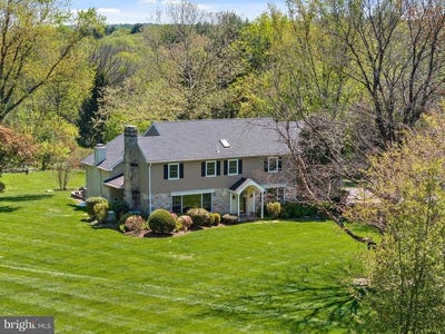 /international/us/1141-wisteria-drive-malvern-pa-110107701555/