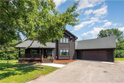 /international/us/30739-241st-avenue-le-sueur-mn-110101394221/