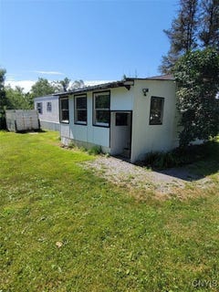 /international/us/5441-lee-valley-rd-11-lee-ny-110101088649/