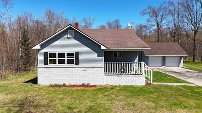 /international/us/6202w-us2-manistique-mi-110099639473/