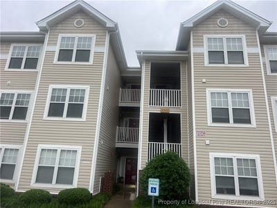 /international/us/3322-harbour-pointe-place-unit-17-fayetteville-nc-110100215392/