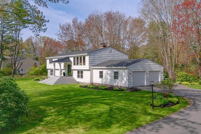 /international/us/56-carroll-street-falmouth-me-110099579623/