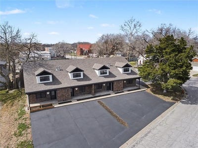 /international/us/106a-smith-street-smithville-mo-110106789241/