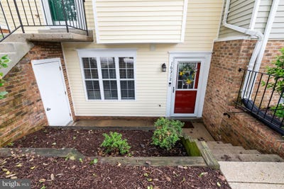 /international/us/16312-taconic-circle-dumfries-va-110108342719/