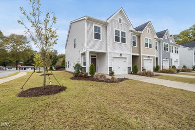 /international/us/109-peebles-drive-smithfield-nc-110103334535/