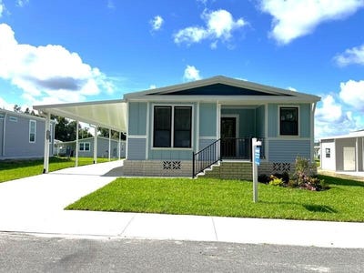 /international/us/5656-woodford-st-brooksville-fl-110102061367/