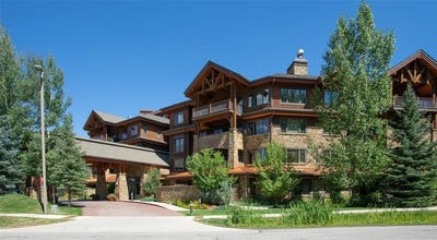 /international/us/1750-medicine-springs-drive-steamboat-springs-co-110108425274/