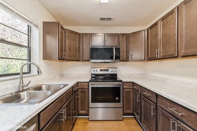 /international/us/2522-nw-4th-terrace-gainesville-fl-110105357609/
