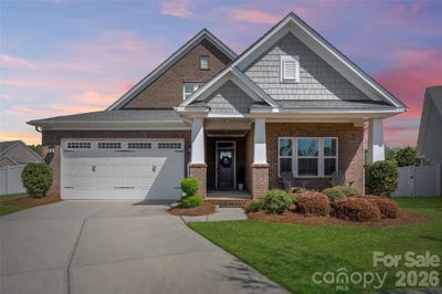 /international/us/8400-bretton-woods-drive-charlotte-nc-110107318861/
