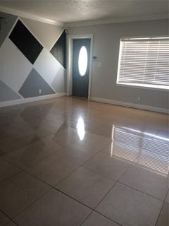 /international/us/2900-nw-8th-street-pompano-beach-fl-110107818067/