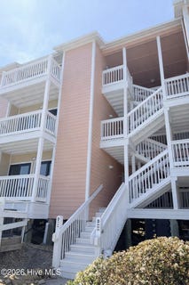 /international/us/9201-coast-guard-road-emerald-isle-nc-110107262171/