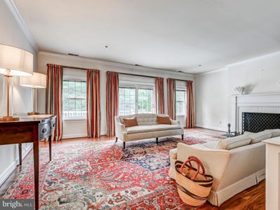 /international/us/502-brightwood-club-lutherville-timonium-md-110106370165/