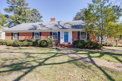 /international/us/120-w-12th-street-washington-nc-110106303426/