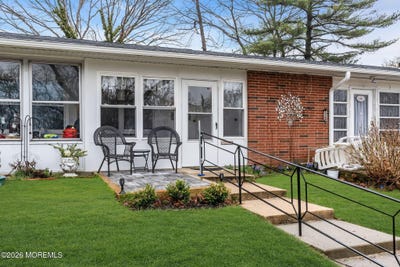 /international/us/108-edinburgh-lane-lakewood-nj-110107079055/