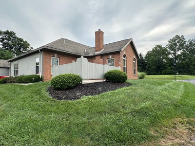 /international/us/308-pine-ridge-court-bellefontaine-oh-110101052368/