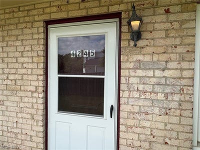/international/us/4245-bennington-boulevard-brunswick-oh-110108934375/