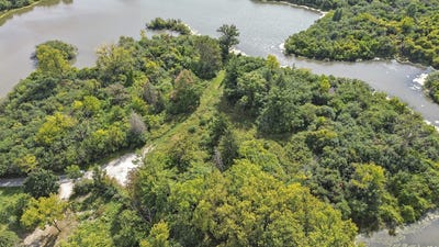 /international/us/141-breakenridge-farm-road-oak-brook-il-110102823604/