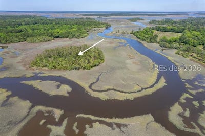 /international/us/wimbee-creek-island-seabrook-sc-110120067156/