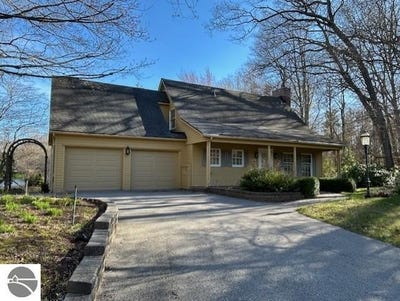 /international/us/4722-kingswood-lane-oscoda-mi-110107484521/