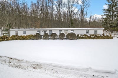 /international/us/10-sebring-road-newfield-ny-110105638694/