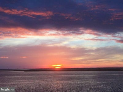 /international/us/14-e-16th-street-barnegat-light-nj-110099961909/