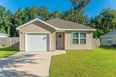 /international/us/3869-second-avenue-laurel-hill-fl-110120487205/