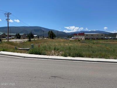 /international/us/405-425-plane-street-gypsum-co-110085742075/