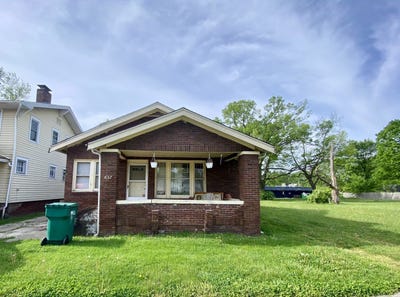 /international/us/657-w-wood-street-decatur-il-110091832828/