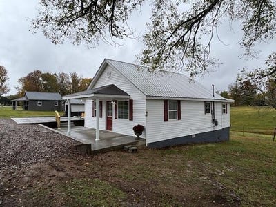 /international/us/879-ky-1729-russell-springs-ky-110105355253/