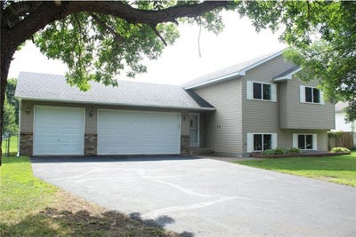 /international/us/1432-zachary-street-s-cambridge-mn-110101125234/
