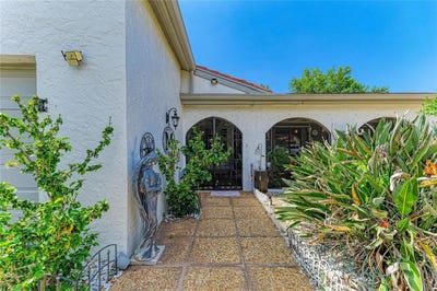/international/us/7236-las-casas-dr-sarasota-fl-110108686354/