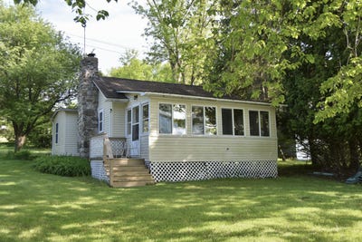 /international/us/357-farrell-road-willsboro-ny-110099898098/