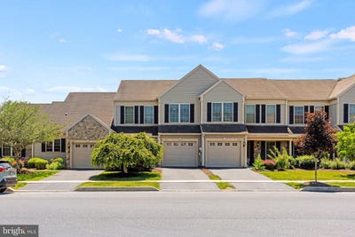 /international/us/2080-deer-run-drive-hummelstown-pa-110108505442/