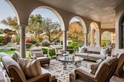 /international/us/9820-e-thompson-peak-parkway-scottsdale-az-110102945130/