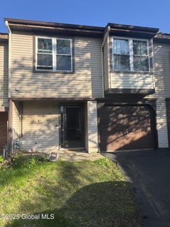 /international/us/20-kensington-square-cohoes-ny-110099406195/