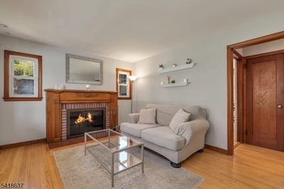 /international/us/75-hillside-ave-berkeley-heights-twp-nj-110107823912/