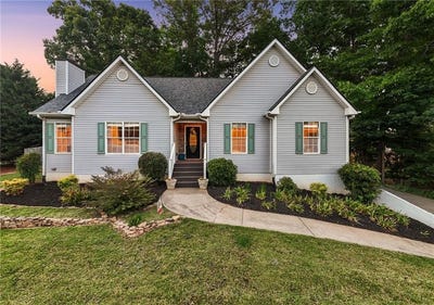 /international/us/1086-fieldstone-drive-canton-ga-110108452054/