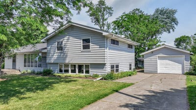 /international/us/530-e-taft-street-blair-wi-110108710468/