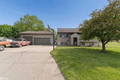 /international/us/715-2nd-street-nw-nora-springs-ia-110108297815/