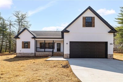 /international/us/1448-river-road-stoneville-nc-110102065326/