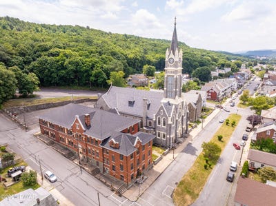 /international/us/124-e-abbott-street-afton-pa-110107960996/