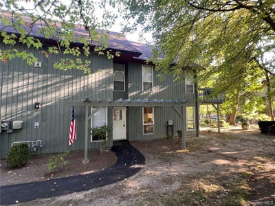 /international/us/31-bleakley-drive-peekskill-ny-110102916771/