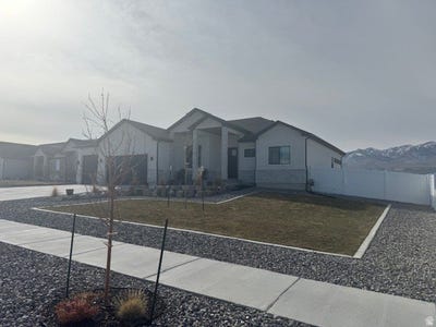 /international/us/244-s-bing-cherry-way-grantsville-ut-110105258239/