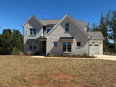 /international/us/2110-bob-jessup-drive-greensboro-nc-110120043294/